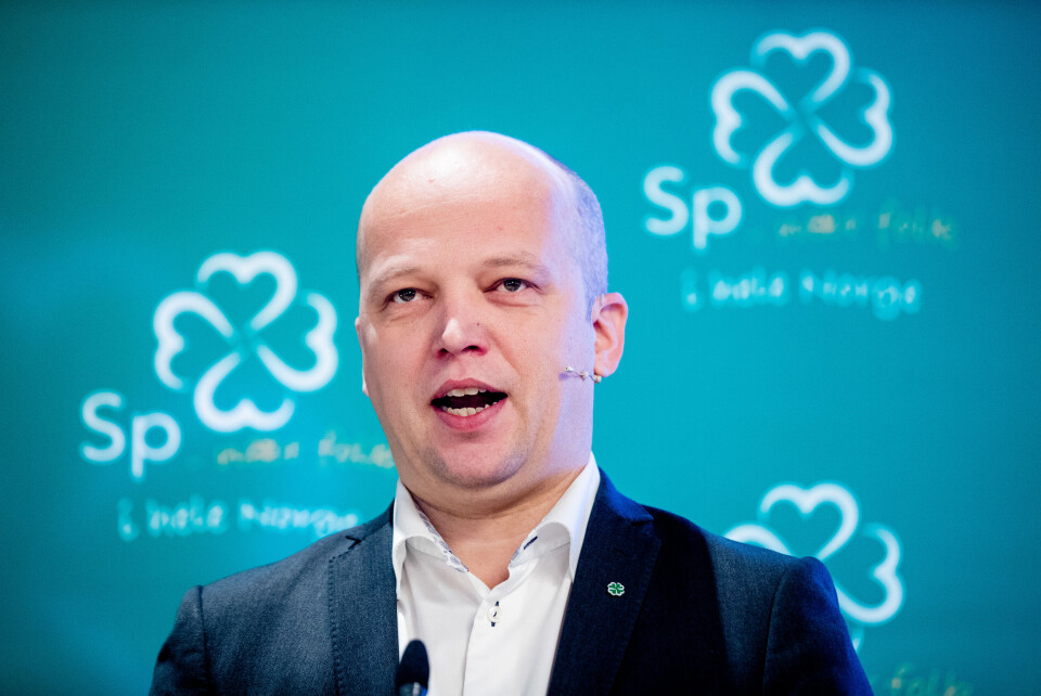 Partileder Trygve Slagsvold Vedum ble hyllet varmt da Senterpartiets landsstyremøte møttes for første gang etter brakvalget i høst. Foto: Stian Lysberg Solum / NTB scanpix Partileder Trygve Slagsvold Vedum ble hyllet varmt da Senterpartiets landsstyremøte møttes for første gang etter brakvalget i høst. Foto: Stian Lysberg Solum / NTB scanpix