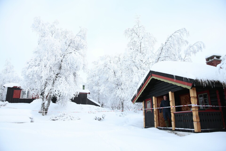 En 13 år gammel jente ble funnet død på denne hytta på Beitostølen nyttårsaften. Saken ble først kjent i mediene søndag 4. januar. Moren til jenta er siktet for grov omsorgssvikt. Foto: Håkon Mosvold Larsen / NTB scanpix En 13 år gammel jente ble funnet død på denne hytta på Beitostølen nyttårsaften. Saken ble først kjent i mediene søndag 4. januar. Moren til jenta er siktet for grov omsorgssvikt. Foto: Håkon Mosvold Larsen / NTB scanpix