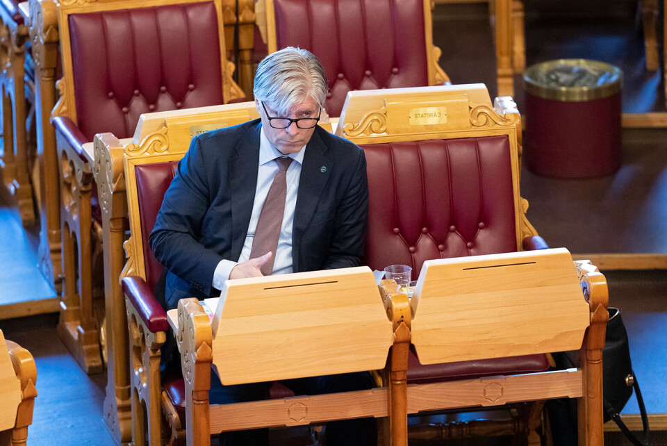 Klima- og miljøminister Ola Elvestuen (V) vil ikke begynne å diskutere hvordan elbilfordelene skal fjernes i framtiden, slik Høyres Henrik Asheim tar til orde for. Foto: Ryan Kelly / NTB scanpix Klima- og miljøminister Ola Elvestuen (V) vil ikke begynne å diskutere hvordan elbilfordelene skal fjernes i framtiden, slik Høyres Henrik Asheim tar til orde for. Foto: Ryan Kelly / NTB scanpix