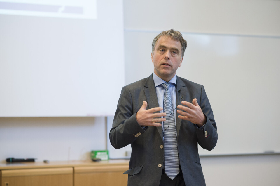 Områdedirektør i KS Helge Eide mener rapporten fra Klimarisikoutvalget ikke tar opp alle temaer. Foto: Joakim Enger Områdedirektør i KS Helge Eide mener rapporten fra Klimarisikoutvalget ikke tar opp alle temaer. Foto: Joakim Enger