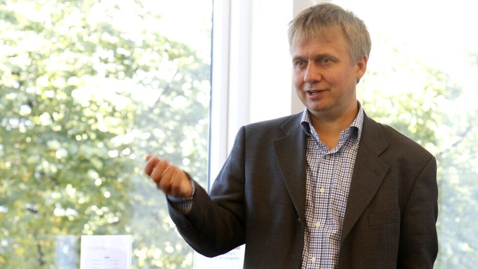 Rune Bye, avdelingsdirektør for kommuneøkonomi i KS, påpekte på et seminar onsdag at det særlig er skatteinntektene for november som vil avgjøre hvor høye årets inntekter blir. Finansdepartementet skrur nå anslaget ytterligere opp, til 4,5 milliarder over det budsjetterte. Foto: Ole Petter Pedersen Rune Bye, avdelingsdirektør for kommuneøkonomi i KS, påpekte på et seminar onsdag at det særlig er skatteinntektene for november som vil avgjøre hvor høye årets inntekter blir. Finansdepartementet skrur nå anslaget ytterligere opp, til 4,5 milliarder over det budsjetterte. Foto: Ole Petter Pedersen