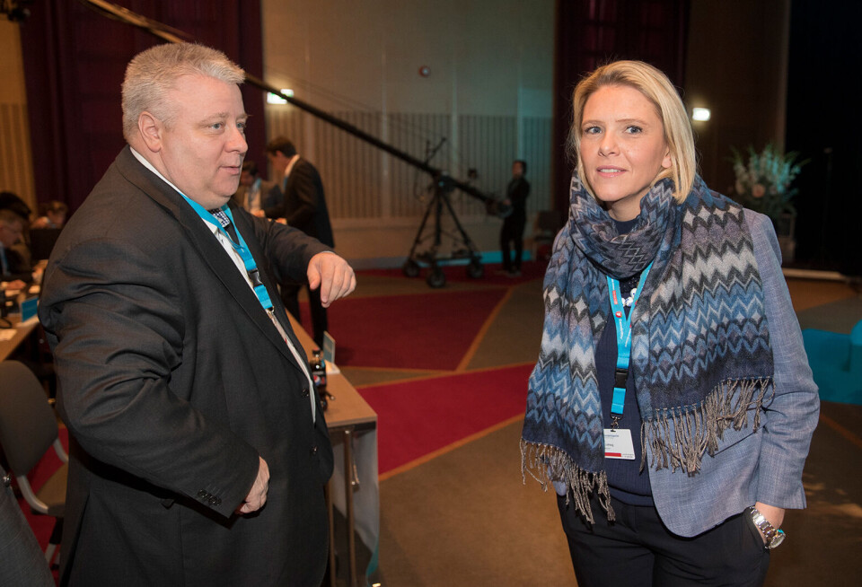 Bård Hoksrud og Sylvi Listhaug (Frp) reiser rundt for å møte pasienter som er misfornøyde med det norske helsevesenet. Foto: Vidar Ruud / NTB scanpix Bård Hoksrud og Sylvi Listhaug (Frp) reiser rundt for å møte pasienter som er misfornøyde med det norske helsevesenet. Foto: Vidar Ruud / NTB scanpix