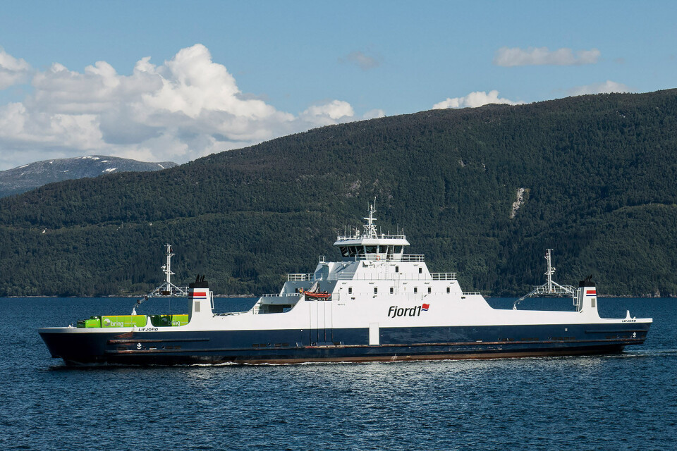 Fergen "Lifjord" trafikkerer fergesambandet Lavik-Oppedal på E39. Illustrasjonsfoto: Paul Kleiven / NTB scanpix Fergen 'Lifjord' trafikkerer fergesambandet Lavik-Oppedal på E39. Illustrasjonsfoto: Paul Kleiven / NTB scanpix