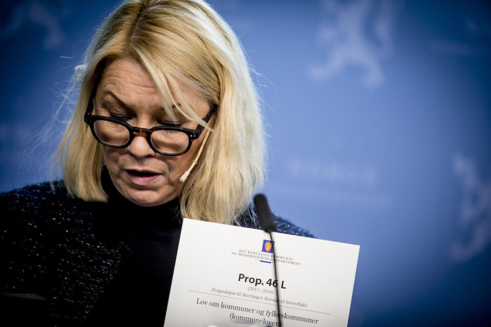Kommunal- og moderniseringsminister Monica Mæland (H) sier det ikke er behov for å gjennomføre en nasjonal høring i forbindelse med innføringen av nye navn på flere av framtidens fylker. Arkivfoto: Magnus Knutsen Bjørke Kommunal- og moderniseringsminister Monica Mæland (H) sier det ikke er behov for å gjennomføre en nasjonal høring i forbindelse med innføringen av nye navn på flere av framtidens fylker. Arkivfoto: Magnus Knutsen Bjørke