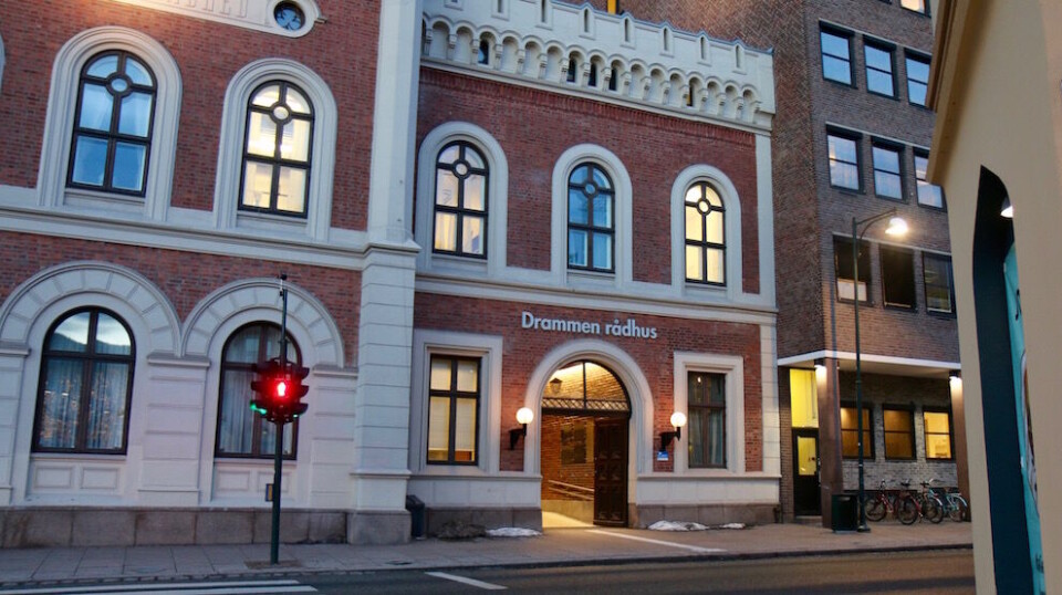 Den mulige korrupsjonssaken i Drammen har ledet til en første dom. Søsteren til den hovedmistenkte er dømt for å ha fjernet bevis. Arkivfoto Den mulige korrupsjonssaken i Drammen har ledet til en første dom. Søsteren til den hovedmistenkte er dømt for å ha fjernet bevis. Arkivfoto