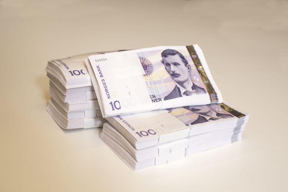 Mange offentlig ansatte venter på lønnen sin. Foto: Norges Bank/Nils S. Aasheim Mange offentlig ansatte venter på lønnen sin. Foto: Norges Bank/Nils S. Aasheim