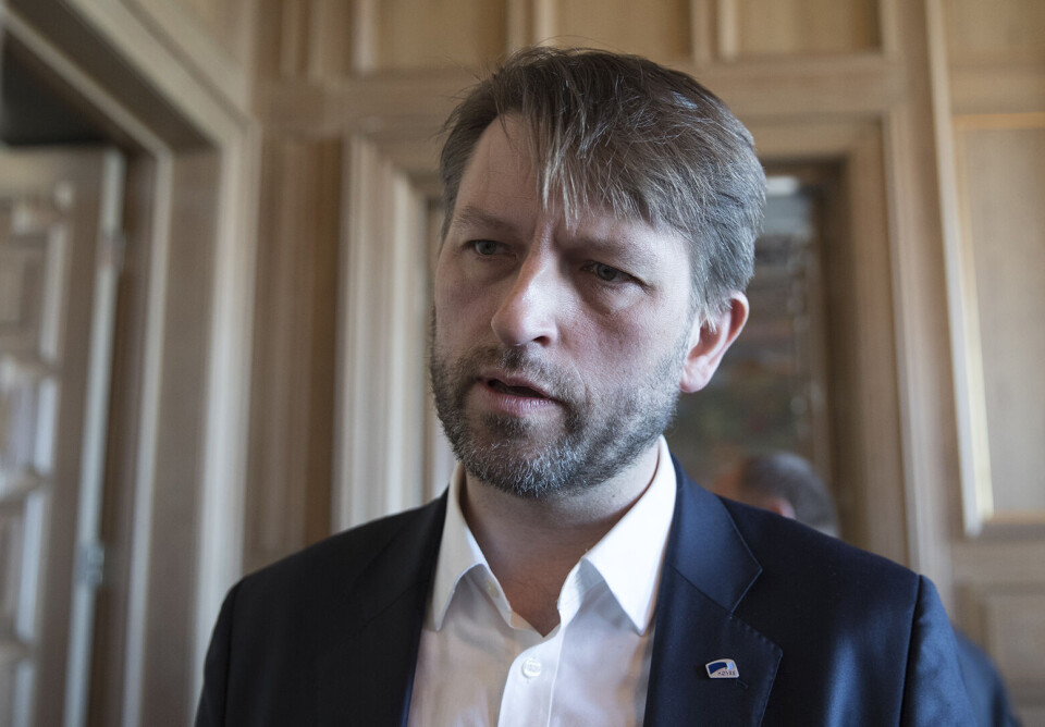 Leder av samferdselskomiteen i Oslo kommune, Eirik Lae Solberg (H), forsikrer at Bystyret vil prioritere behandlingen av reguleringsplanen for den nye Fornebubanen i Oslo og Bærum. Foto: Terje Pedersen / NTB scanpix Leder av samferdselskomiteen i Oslo kommune, Eirik Lae Solberg (H), forsikrer at Bystyret vil prioritere behandlingen av reguleringsplanen for den nye Fornebubanen i Oslo og Bærum. Foto: Terje Pedersen / NTB scanpix