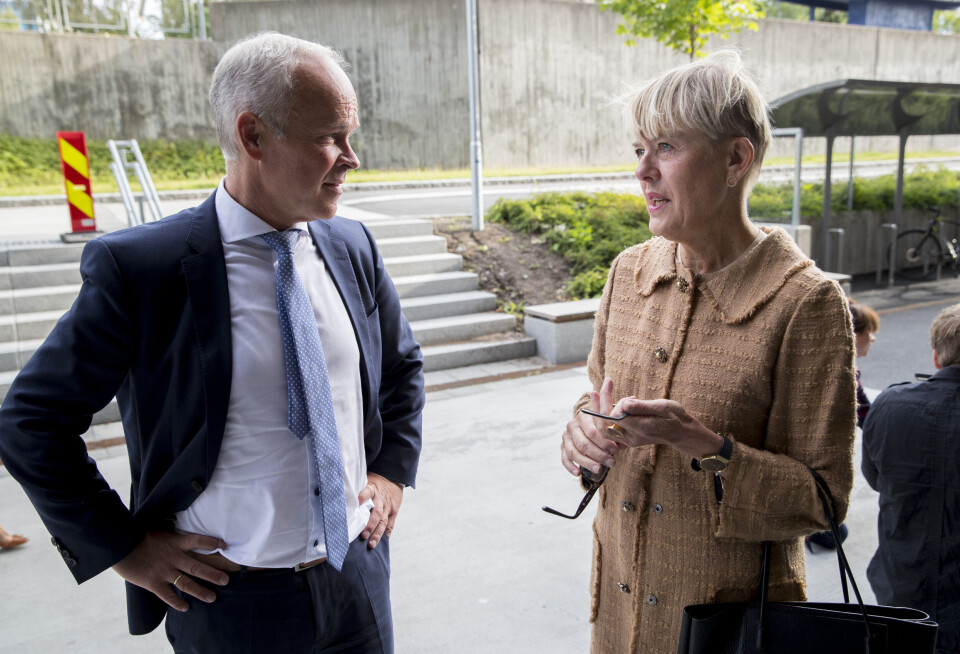 Kunnskaps- og integreringsminister Jan Tore Sanner (t.v.) Oslos skoledirektør Astrid Søgnen.Arkivfoto: Vidar Ruud / NTB scanpix Kunnskaps- og integreringsminister Jan Tore Sanner (t.v.) Oslos skoledirektør Astrid Søgnen.Arkivfoto: Vidar Ruud / NTB scanpix