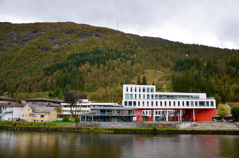Førde, Gaular, Jølster og Naustdal vil ikkje samkøyre eigedomsskatten innan dei fire kommunane vert til ein i 2020. Dei vil heller vente til etter samanslåinga. Foto: Britt Glosvik Førde, Gaular, Jølster og Naustdal vil ikkje samkøyre eigedomsskatten innan dei fire kommunane vert til ein i 2020. Dei vil heller vente til etter samanslåinga. Foto: Britt Glosvik