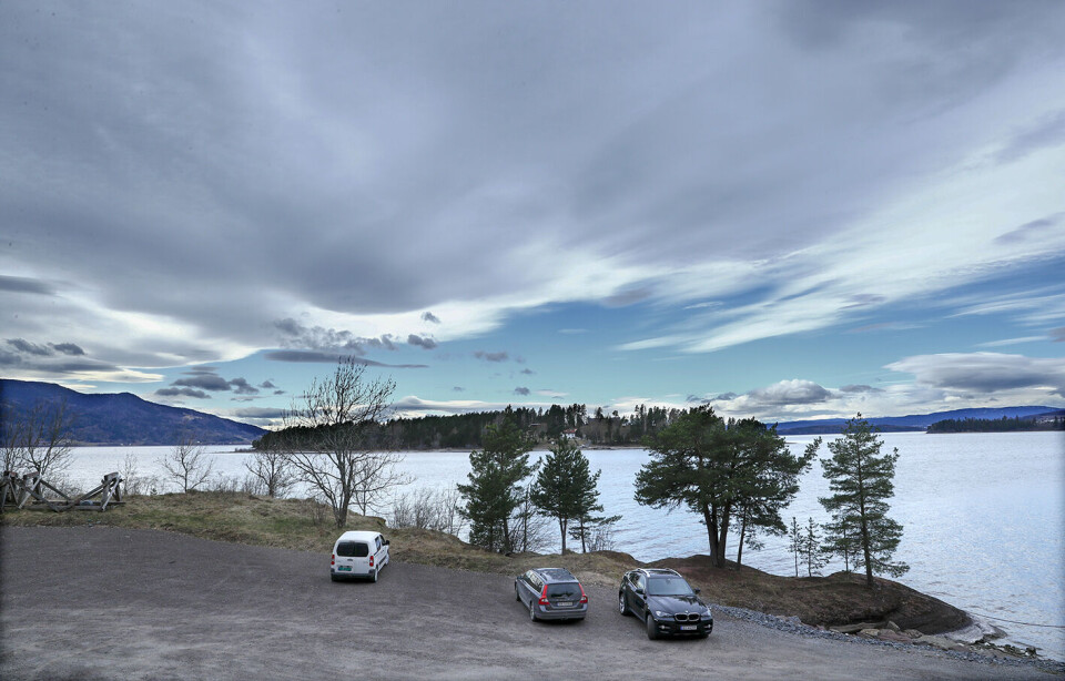 Fra befaring med Statsbygg og naboer som vurderte om Utøyakaia kan egne seg for et lavmælt og verdig nasjonalt minnested. Foto: Terje Pedersen / NTB scanpix Fra befaring med Statsbygg og naboer som vurderte om Utøyakaia kan egne seg for et lavmælt og verdig nasjonalt minnested. Foto: Terje Pedersen / NTB scanpix