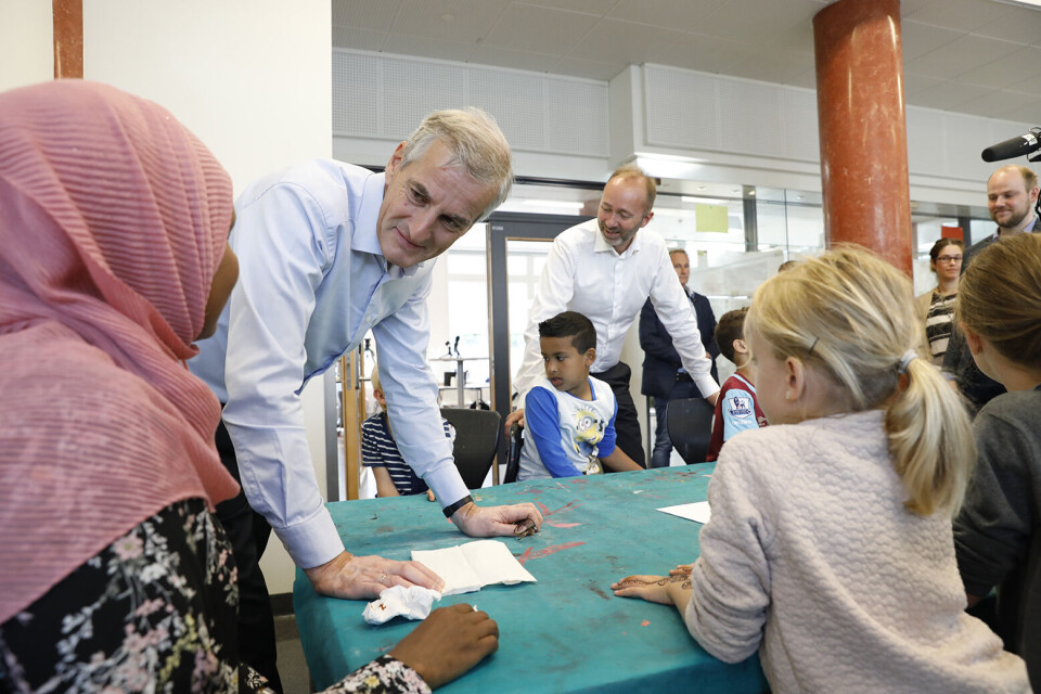 Ap-leder Jonas Gahr Støre (t.v.) og Trond Giske (t.h) la fram Aps skoleløfter for de neste fire årene på Nordpolen skole i Oslo onsdag. Foto: Gorm Kallestad / NTB scanpix Ap-leder Jonas Gahr Støre (t.v.) og Trond Giske (t.h) la fram Aps skoleløfter for de neste fire årene på Nordpolen skole i Oslo onsdag. Foto: Gorm Kallestad / NTB scanpix