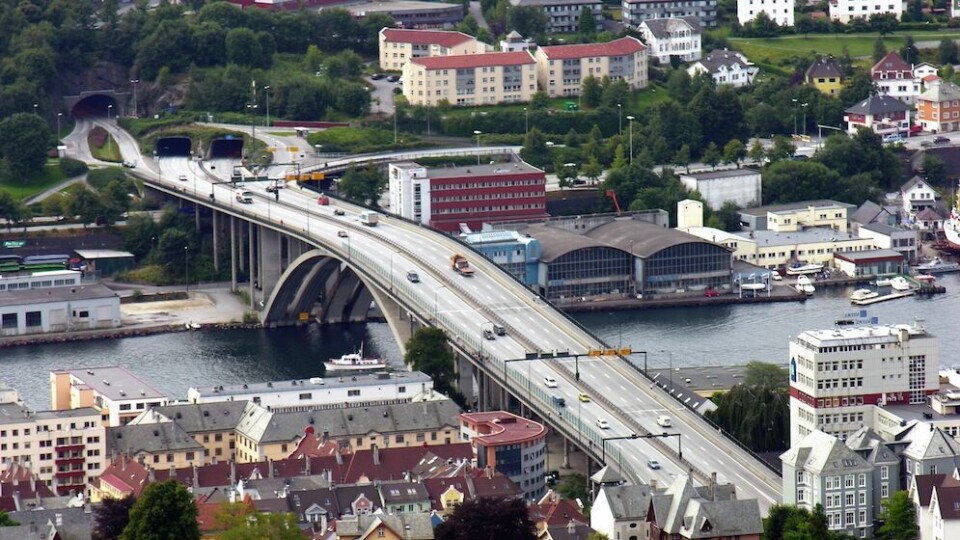 I konflikten mellom storbyenes iver etter nye oppgaver og fylkeskommunenes ønske om å beholde dem de har, landet KS-styret ikke overraskende på fylkenes parti. Illustrasjonsfoto: Colourbox I konflikten mellom storbyenes iver etter nye oppgaver og fylkeskommunenes ønske om å beholde dem de har, landet KS-styret ikke overraskende på fylkenes parti. Illustrasjonsfoto: Colourbox