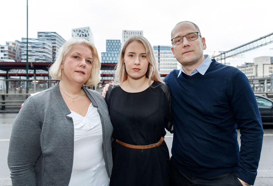 Steffen Handal i Utdanningsforbundet (f.h), Sylvia Lind, leder for FUG og Gunn Irén Müller leder for Elevorganisasjonen er alle enige om at det trengs en streng norm for lærertetthet i skolen. Foto: Gorm Kallestad / NTB scanpix Steffen Handal i Utdanningsforbundet (f.h), Sylvia Lind, leder for FUG og Gunn Irén Müller leder for Elevorganisasjonen er alle enige om at det trengs en streng norm for lærertetthet i skolen. Foto: Gorm Kallestad / NTB scanpix