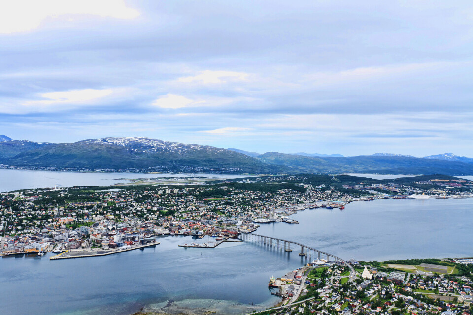 Kommunestyret i Tromsø ønsker ikke amerikanske atomubåter på besøk. Kommunestyret i Tromsø ønsker ikke amerikanske atomubåter på besøk.