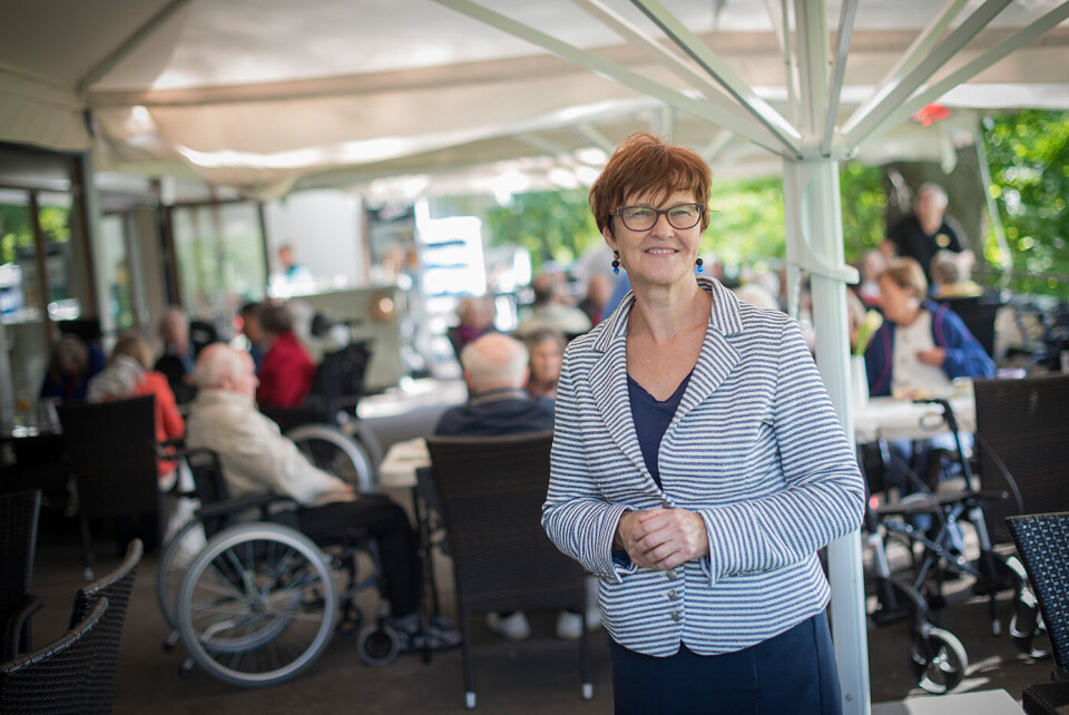 – Jeg må konstatere at kommunen utsettes for massiv kritikk om manglende åpenhet om enkeltsaker. Det er min vurdering at det ikke er mulig å imøtekomme denne kritikken på annen måte enn å åpne for offentlig innsyn, sier eldrebyråd Aud Kvalbein (KrF) i Oslo til NTB. Arkivfoto: Joakim S. Enger – Jeg må konstatere at kommunen utsettes for massiv kritikk om manglende åpenhet om enkeltsaker. Det er min vurdering at det ikke er mulig å imøtekomme denne kritikken på annen måte enn å åpne for offentlig innsyn, sier eldrebyråd Aud Kvalbein (KrF) i Oslo til NTB. Arkivfoto: Joakim S. Enger
