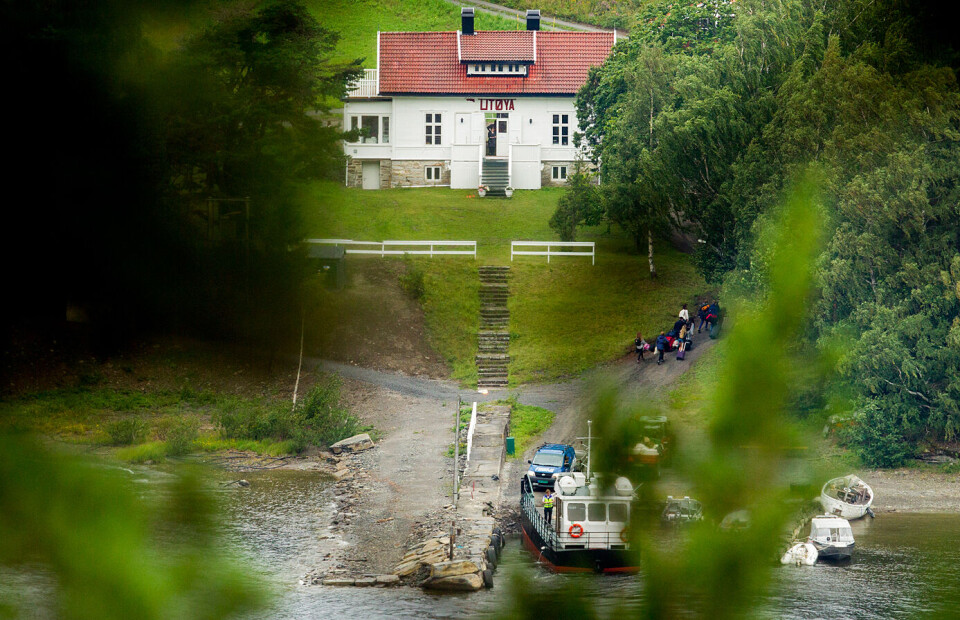 Mange av ofrene for terrorangrepet opplever at helsehjelpen de fikk var god og tilstrekkelig, men ikke alle. Helsevesenet må fortsette å lære av det som ikke fungerte, og det er en prosess som stadig pågår, er budskapet i Helsedirektoratets sluttrapport. Foto: Vegard Wivestad Grøtt / NTB scanpix Mange av ofrene for terrorangrepet opplever at helsehjelpen de fikk var god og tilstrekkelig, men ikke alle. Helsevesenet må fortsette å lære av det som ikke fungerte, og det er en prosess som stadig pågår, er budskapet i Helsedirektoratets sluttrapport. Foto: Vegard Wivestad Grøtt / NTB scanpix