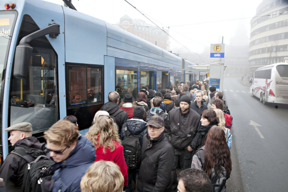 Byråd for miljø og samferdsel i Oslo, Arild Hermstad (MDG), frykter en krise i hovedstadens kollektivtransport hvis alle innbyggerne begynner å dra på jobb igjen samtidig.Foto: Patrick da Silva Sæther Byråd for miljø og samferdsel i Oslo, Arild Hermstad (MDG), frykter en krise i hovedstadens kollektivtransport hvis alle innbyggerne begynner å dra på jobb igjen samtidig.Foto: Patrick da Silva Sæther