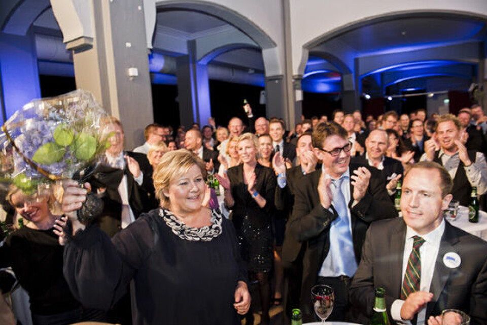 Partileder Erna Solberg feirer valgresultatet på Høyres valgvake i Oslo i etterkant av partilederdebatten på Stortinget mandag kveld. Foto: Aleksander Andersen/Scanpix Partileder Erna Solberg feirer valgresultatet på Høyres valgvake i Oslo i etterkant av partilederdebatten på Stortinget mandag kveld. Foto: Aleksander Andersen/Scanpix