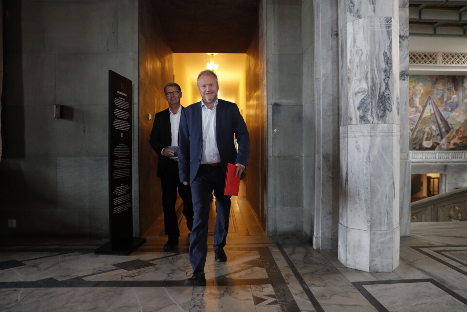 Arbeidstilsynet har besluttet å etterforske Oslo kommune etter flere brudd på arbeidsmiljøloven, melder NRK. Her er byrådsleder Raymond Johansen og finansbyråd Robert Steen avbildet da de presenterte budsjettforslaget for Oslo kommune 2020 og økonomiplan 2020–2023. Foto: Stian Lysberg Solum / NTB scanpix Arbeidstilsynet har besluttet å etterforske Oslo kommune etter flere brudd på arbeidsmiljøloven, melder NRK. Her er byrådsleder Raymond Johansen og finansbyråd Robert Steen avbildet da de presenterte budsjettforslaget for Oslo kommune 2020 og økonomiplan 2020–2023. Foto: Stian Lysberg Solum / NTB scanpix