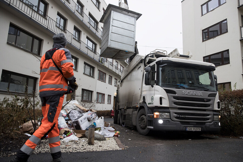 Bilde fra en bygård på Grünerløkka i Oslo i november i fjor, mens søppelet hopet seg opp og Oslo kommune mottok tusenvis av klager fra frustrerte innbyggere på Veirenos avfallsinnhenting. Foto: Tore Meek / NTB scanpix Bilde fra en bygård på Grünerløkka i Oslo i november i fjor, mens søppelet hopet seg opp og Oslo kommune mottok tusenvis av klager fra frustrerte innbyggere på Veirenos avfallsinnhenting. Foto: Tore Meek / NTB scanpix