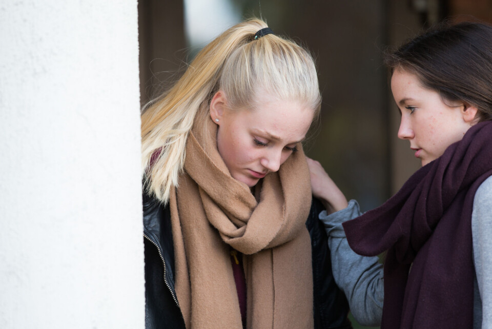 Nær en av tre helsesøstre må avvise elever på grunn av tidspress. Samtidig svarer en av fire unge at de holder problemene sine for seg selv, viser undersøkelse.Illustrasjonsfoto: Berit Roald / NTB scanpix Nær en av tre helsesøstre må avvise elever på grunn av tidspress. Samtidig svarer en av fire unge at de holder problemene sine for seg selv, viser undersøkelse.Illustrasjonsfoto: Berit Roald / NTB scanpix