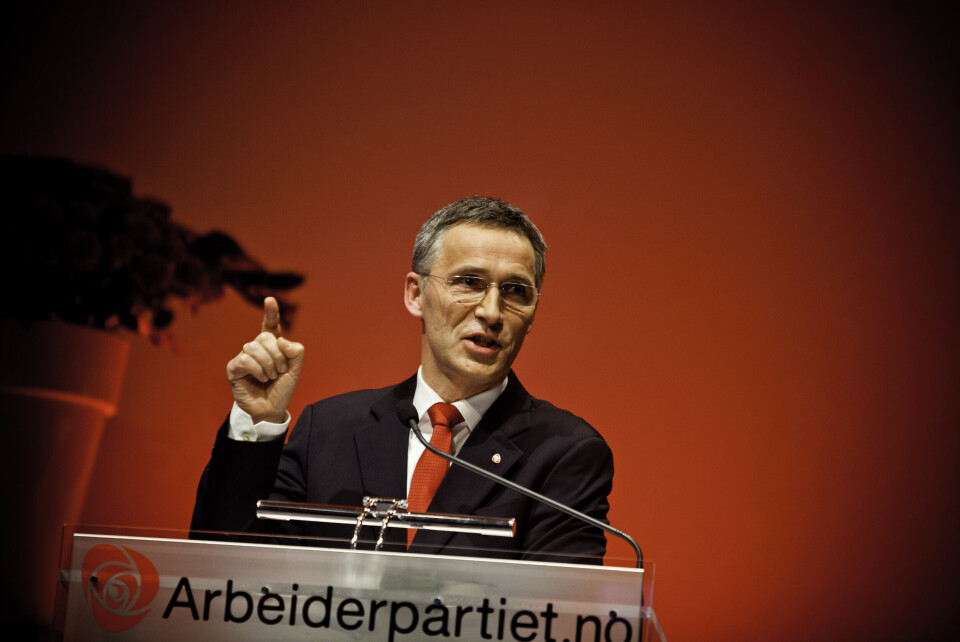 Daværende statsminister Jens Stoltenberg (Ap) sto i spissen for løftet om 12.000 nye sykehjemsplasser i eldreomsorgen. Det målet ble heldigvis ikke nådd, skriver kommentatoren. Her er Stoltenberg på Aps landsmøte i 2011. Arkivfoto: Magnus Knutsen Bjørke Daværende statsminister Jens Stoltenberg (Ap) sto i spissen for løftet om 12.000 nye sykehjemsplasser i eldreomsorgen. Det målet ble heldigvis ikke nådd, skriver kommentatoren. Her er Stoltenberg på Aps landsmøte i 2011. Arkivfoto: Magnus Knutsen Bjørke