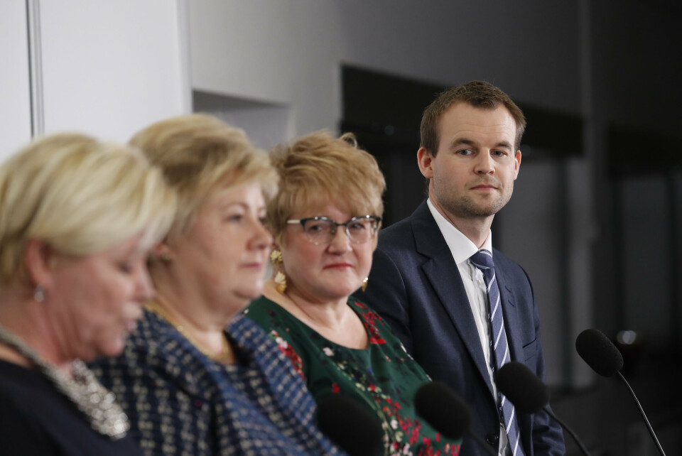 Frp, Høyre, Venstre og KrF danner den første ikke-sosialistiske flertallsregjeringen siden 1985. Foto: Terje Bendiksby / NTB scanpix Frp, Høyre, Venstre og KrF danner den første ikke-sosialistiske flertallsregjeringen siden 1985. Foto: Terje Bendiksby / NTB scanpix