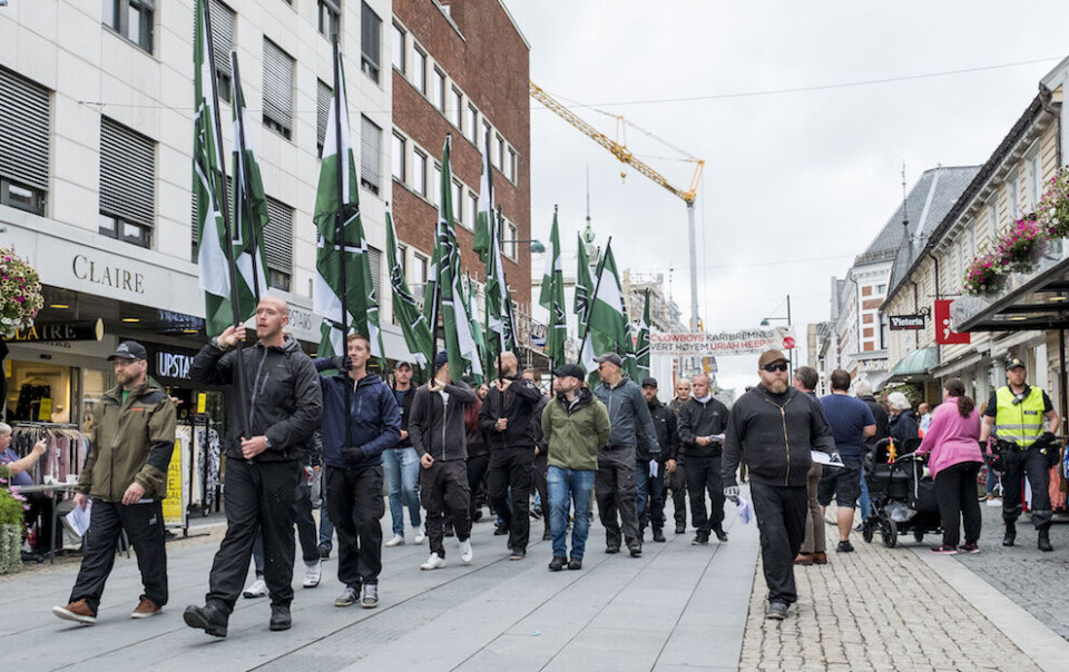 Kritikk mot politiets håndtering av nazidemonstrasjonen lørdag har fått Kristiansand-ordfører Harald Furre (H) til å reagere. Foto: Tor Erik Schrøder, NTB scanpix Kritikk mot politiets håndtering av nazidemonstrasjonen lørdag har fått Kristiansand-ordfører Harald Furre (H) til å reagere. Foto: Tor Erik Schrøder, NTB scanpix
