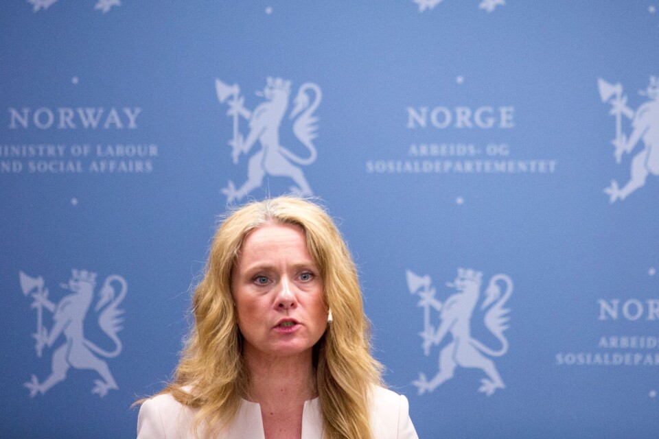 Arbeidsminister Anniken Hauglie vil fjerne trygderettigheter flyktninene har hatt og stramme inn på botidskravet for kontantstøtte. Foto: Torstein Bøe, NTB scanpix Arbeidsminister Anniken Hauglie vil fjerne trygderettigheter flyktninene har hatt og stramme inn på botidskravet for kontantstøtte. Foto: Torstein Bøe, NTB scanpix