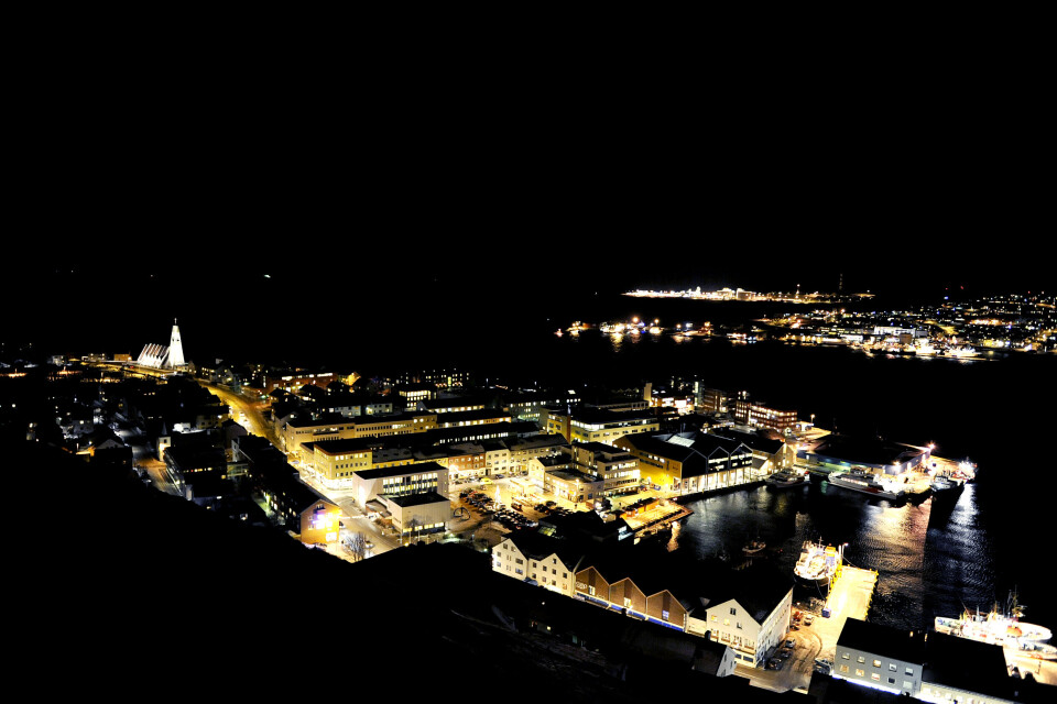 Hammerfest er en av kommunene som risikerer store tap om regjeringens forslag om endring av eiendomsskatt på verk og bruk blir vedtatt av Stortinget. Arkivfoto: Joakim S. Enger Hammerfest er en av kommunene som risikerer store tap om regjeringens forslag om endring av eiendomsskatt på verk og bruk blir vedtatt av Stortinget. Arkivfoto: Joakim S. Enger