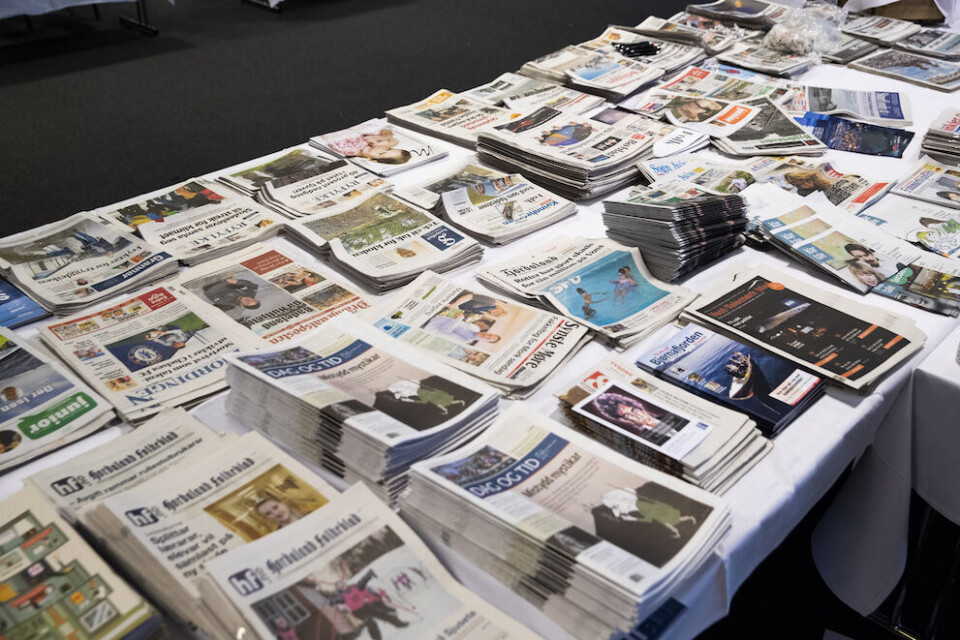 For å være orientert og engasjert, trenger innbyggerne et variert medietilbud, som både fagpressen og lokalavisene er en viktig del av, mener Kommunal Rapport. Foto: Berit Roald, NTB scanpix For å være orientert og engasjert, trenger innbyggerne et variert medietilbud, som både fagpressen og lokalavisene er en viktig del av, mener Kommunal Rapport. Foto: Berit Roald, NTB scanpix