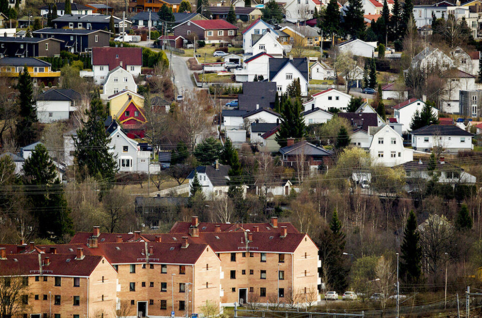 Halvparten av boligeierne mellom 50 og 71 år sier at deres bolig er dårlig egnet for bevegelseshemmede. Illustrasjonsfoto: Vegard Wivestad Grøtt Halvparten av boligeierne mellom 50 og 71 år sier at deres bolig er dårlig egnet for bevegelseshemmede. Illustrasjonsfoto: Vegard Wivestad Grøtt