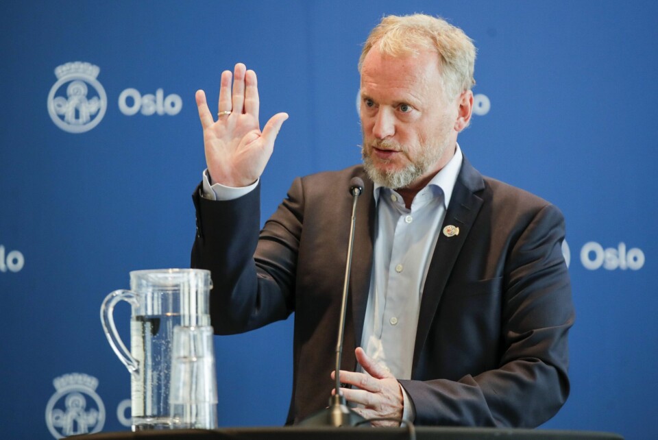 Byrådsleder Raymond Johansen utelukker ikke at det kan bli aktuelt å isolere Oslo. Byrådsleder Raymond Johansen utelukker ikke at det kan bli aktuelt å isolere Oslo.
