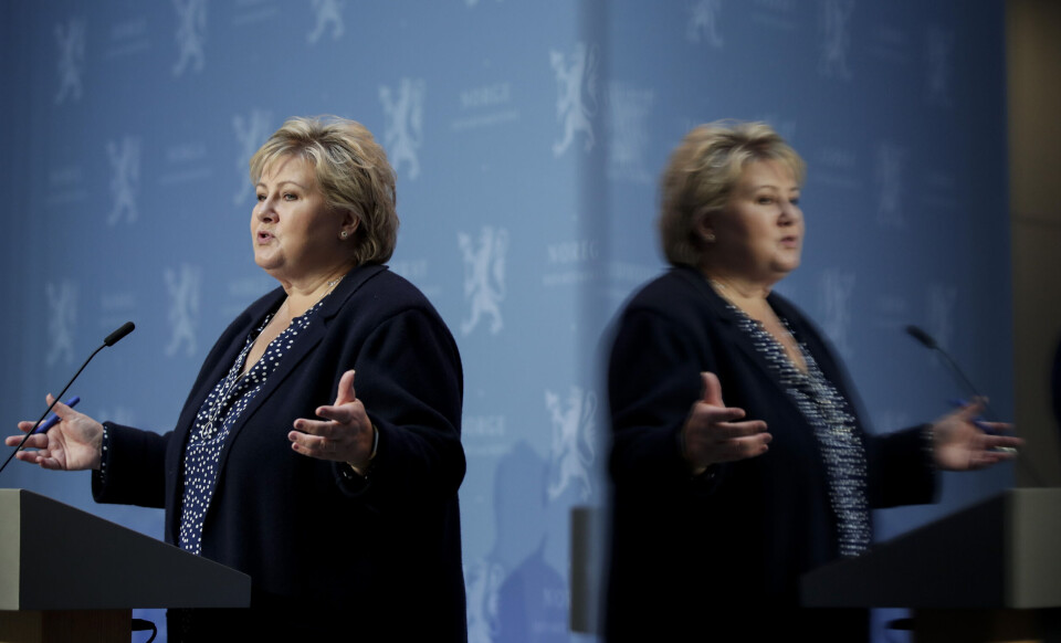 30. september kunngjorde statsminister Erna Solberg (H) at det blir lettet på flere nasjonale koronarestriksjoner 12. oktober, og at kommunene får økt ansvar. 30. september kunngjorde statsminister Erna Solberg (H) at det blir lettet på flere nasjonale koronarestriksjoner 12. oktober, og at kommunene får økt ansvar.