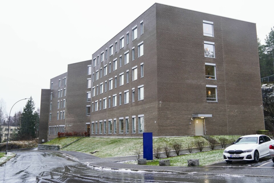 Oslo kommune melder mandag kveld om nye smittetilfeller av koronaviruset ved Ellingsrudhjemmet. En av de smittede var ferdigvaksinert mot smitte. Oslo kommune melder mandag kveld om nye smittetilfeller av koronaviruset ved Ellingsrudhjemmet. En av de smittede var ferdigvaksinert mot smitte.