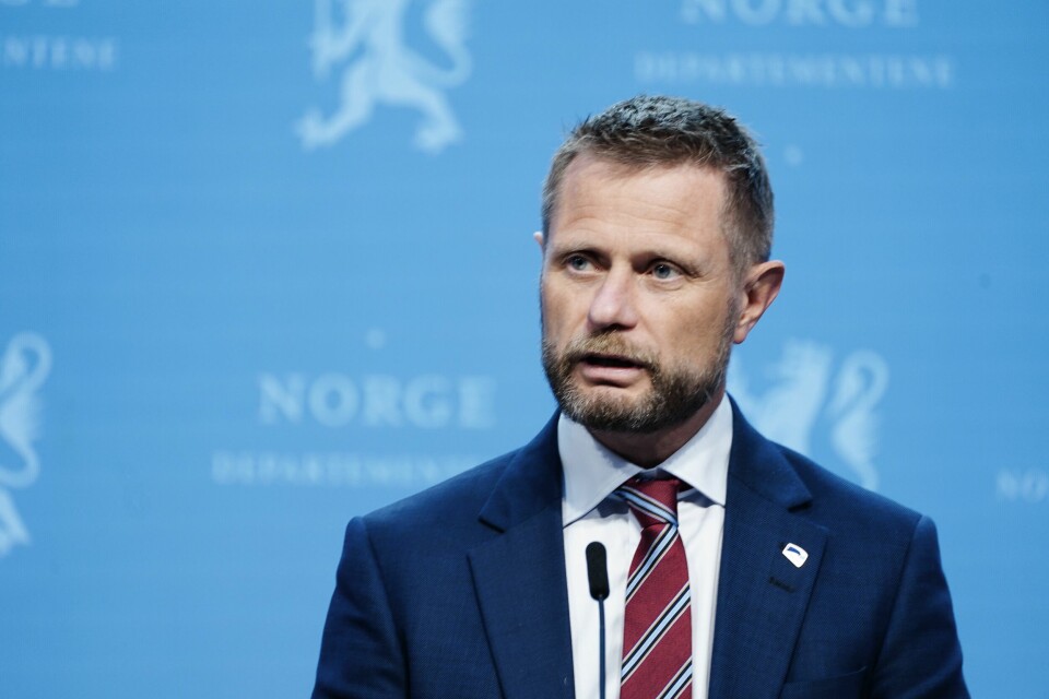 Oslo 20210519. Helse- og omsorgsminister Bent Høie, under en pressekonferanse om geografisk omfordeling av vaksiner. Foto: Terje Pedersen / NTB Korona-vaksine Oslo 20210519. Helse- og omsorgsminister Bent Høie, under en pressekonferanse om geografisk omfordeling av vaksiner. Foto: Terje Pedersen / NTB