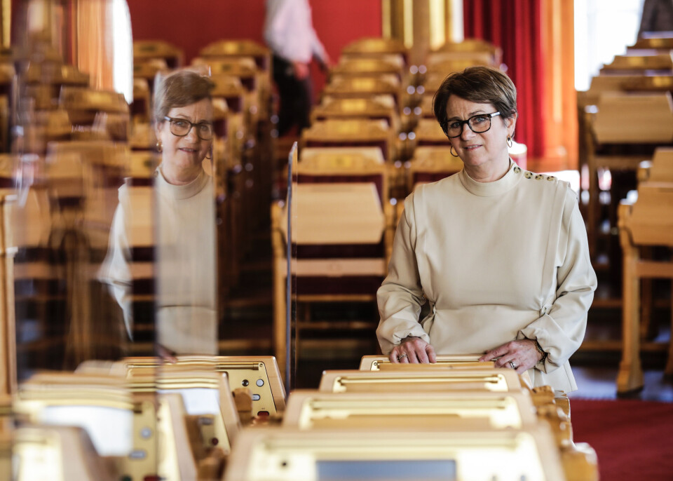 Stortingspresident Tone Trøen vil innføre flere tiltak i kampen mot trakassering og mobbing av folkevalgte. Stortingspresident Tone Trøen vil innføre flere tiltak i kampen mot trakassering og mobbing av folkevalgte.