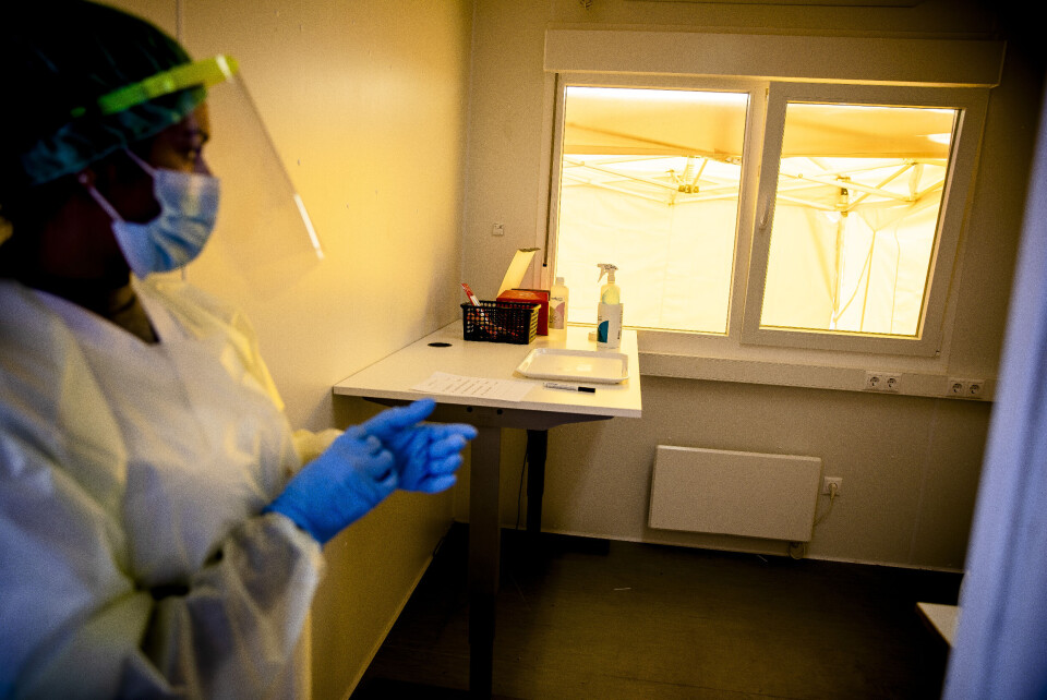 Koronapandemien har rammet innvandrere ekstra hardt. Dette bildet er hentet fra Aker sykehus hvor man tester innbyggerne for korona. Koronapandemien har rammet innvandrere ekstra hardt. Dette bildet er hentet fra Aker sykehus hvor man tester innbyggerne for korona.