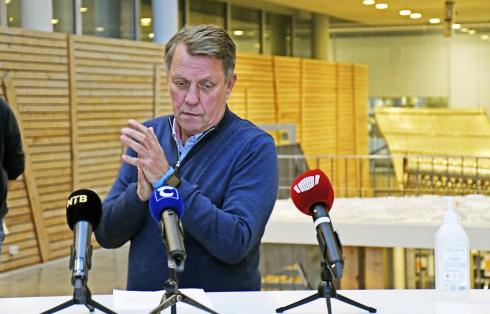 Her er ordfører Gunnar Wilhelmsen under en tidligere pressekonferanse om koronasituasjonen i Tromsø. Her er ordfører Gunnar Wilhelmsen under en tidligere pressekonferanse om koronasituasjonen i Tromsø.