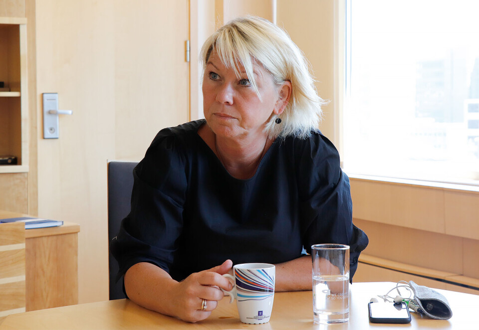 Arbeidet med å slå sammen Østfold, Buskerud og Akershus til regionen Viken legges på is. Stein Erik Lauvås i Østfold Ap sier til NTB at kommunalminister Monica Mæland (H) (bildet) allerede har kastet kortene ved å utsette prosessen med å slå sammen Finnmark og Troms. Foto: Terje Lien Arbeidet med å slå sammen Østfold, Buskerud og Akershus til regionen Viken legges på is. Stein Erik Lauvås i Østfold Ap sier til NTB at kommunalminister Monica Mæland (H) (bildet) allerede har kastet kortene ved å utsette prosessen med å slå sammen Finnmark og Troms. Foto: Terje Lien