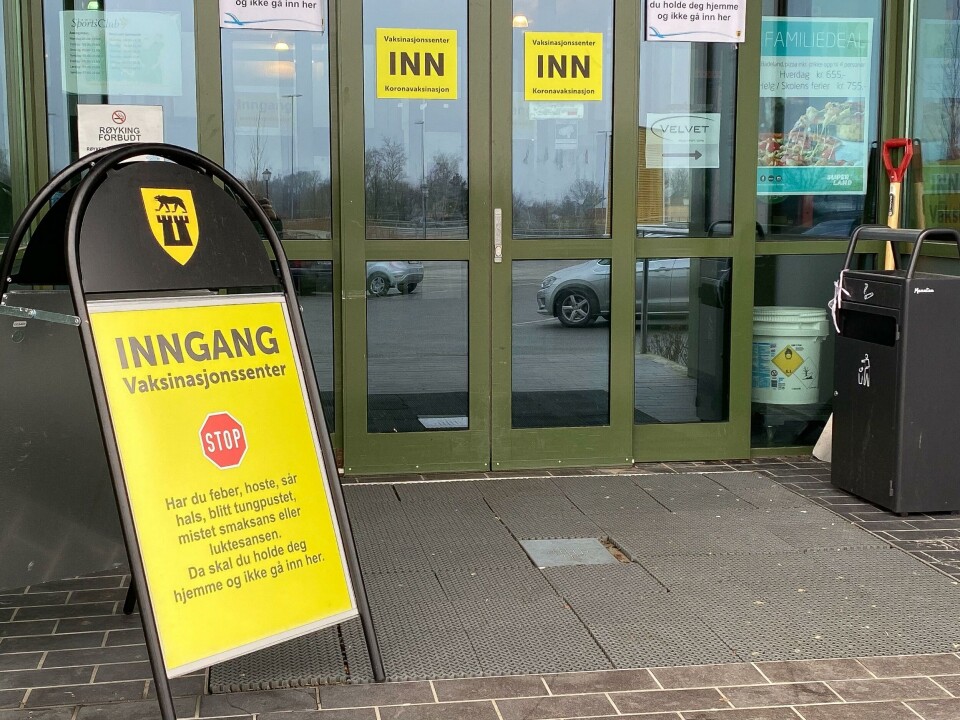 Her fra vaksinesenteret i Sarpsborg. Her fra vaksinesenteret i Sarpsborg.