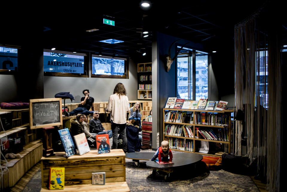 Det er like lovpålagt med folkebibliotek, kulturskole og en aktiv kulturpolitikk, som det er med grunnskoleopplæring, barnehage og sosialhjelp, skriver Christer Best Gulbrandsen. Det er like lovpålagt med folkebibliotek, kulturskole og en aktiv kulturpolitikk, som det er med grunnskoleopplæring, barnehage og sosialhjelp, skriver Christer Best Gulbrandsen.