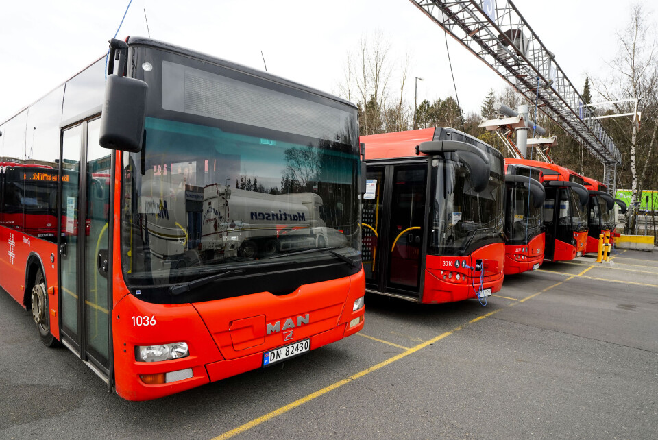 I 2023 vil det bli satt inn totalt 320 nye elbusser i trafikk i Oslo. I 2023 vil det bli satt inn totalt 320 nye elbusser i trafikk i Oslo.