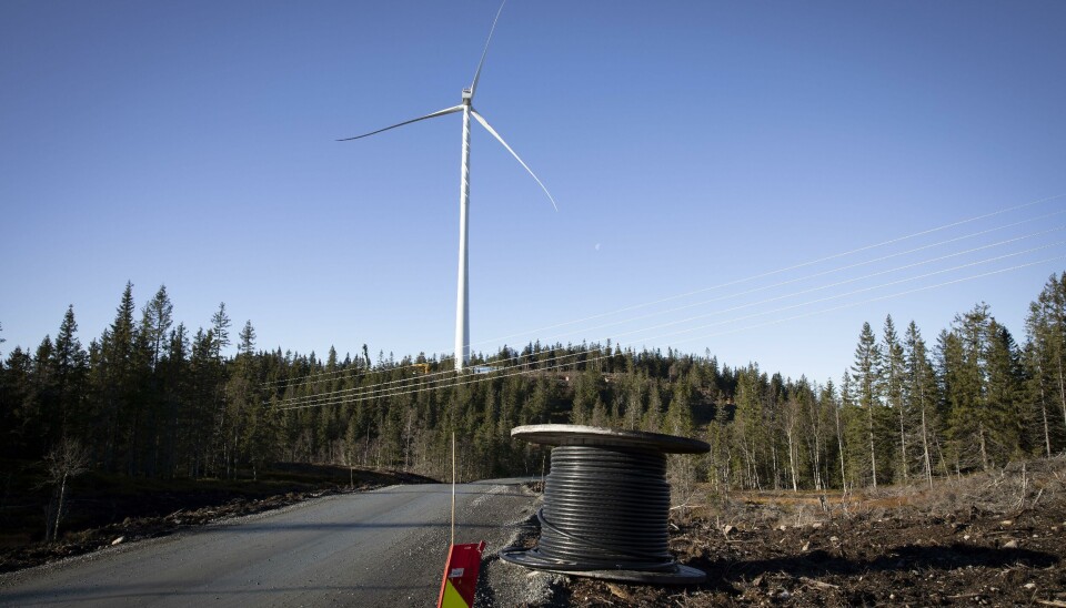 Kommunene Eidskog, Kongsvinger og Aurskog-Høland sier nei til vindkraftverk i egne kommuner, men de vil heller ikke ha vindkraft på svensk side av grensen. Denne vindturbinen ligger i Nord-Odal kommune.