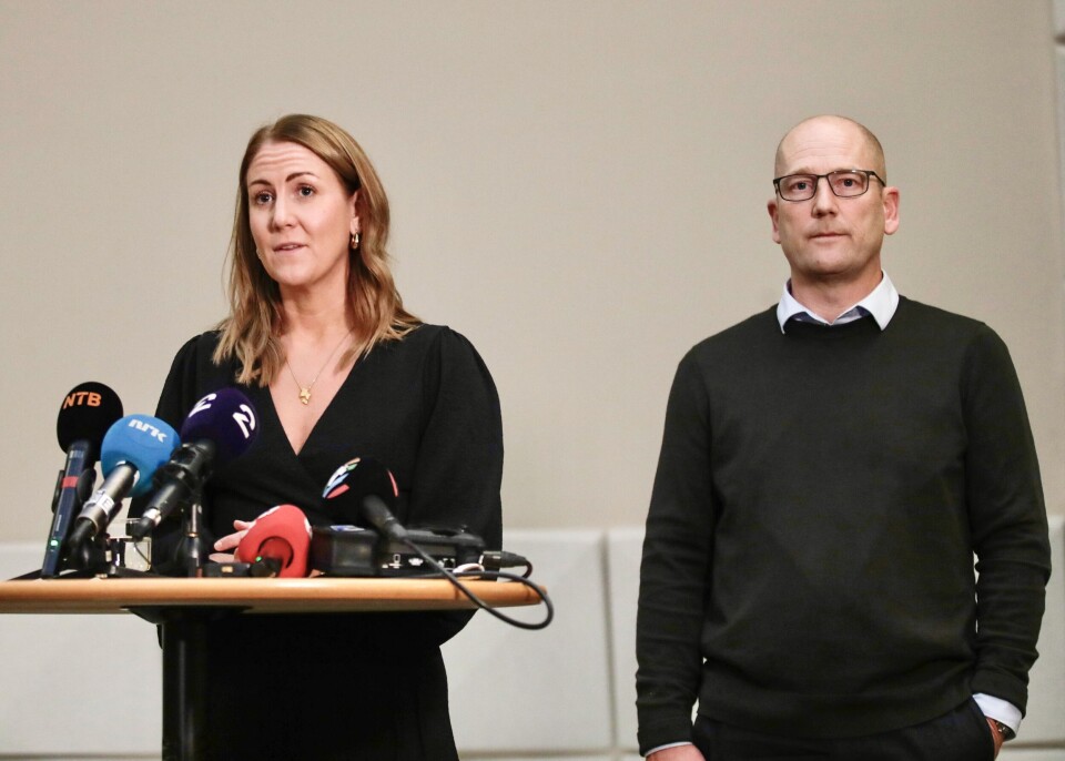 Kunnskapsminister Tonje Brenna og Steffen Handal fra Utdanningsforbundet etter at kunnskapsministeren kalte inn partene i lærerstreiken til møte. Kunnskapsminister Tonje Brenna og Steffen Handal fra Utdanningsforbundet etter at kunnskapsministeren kalte inn partene i lærerstreiken til møte.