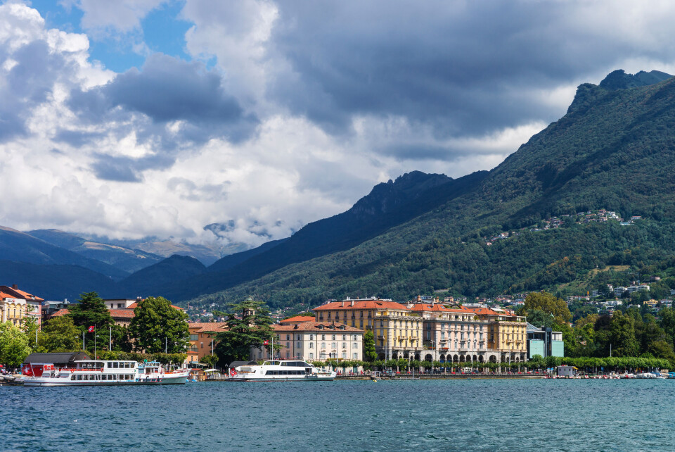 De 22 personene som i år har meldt flytting til blant annet Lugano i Sveits, betalte anslagsvis over 300 millioner kroner i formuesskatt. De 22 personene som i år har meldt flytting til blant annet Lugano i Sveits, betalte anslagsvis over 300 millioner kroner i formuesskatt.