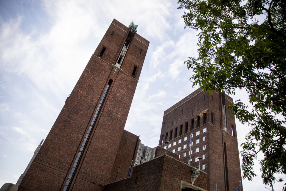 I fjor hadde kommunaldirektøren i Oslo kommune en lønn på over 1,4 millioner kroner. Men også rektorer, advokater og leger får millionlønn. I fjor hadde kommunaldirektøren i Oslo kommune en lønn på over 1,4 millioner kroner. Men også rektorer, advokater og leger får millionlønn.