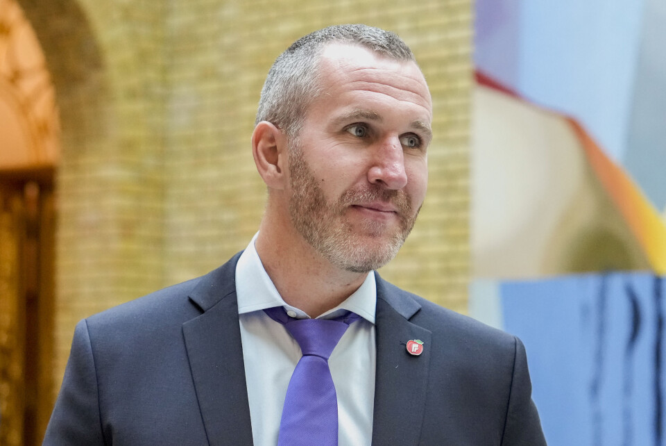 Frps Marius Arion Nilsen (Frp) tar til orde for utbygging av vannkraft i vernede vassdrag. Frps Marius Arion Nilsen (Frp) tar til orde for utbygging av vannkraft i vernede vassdrag.