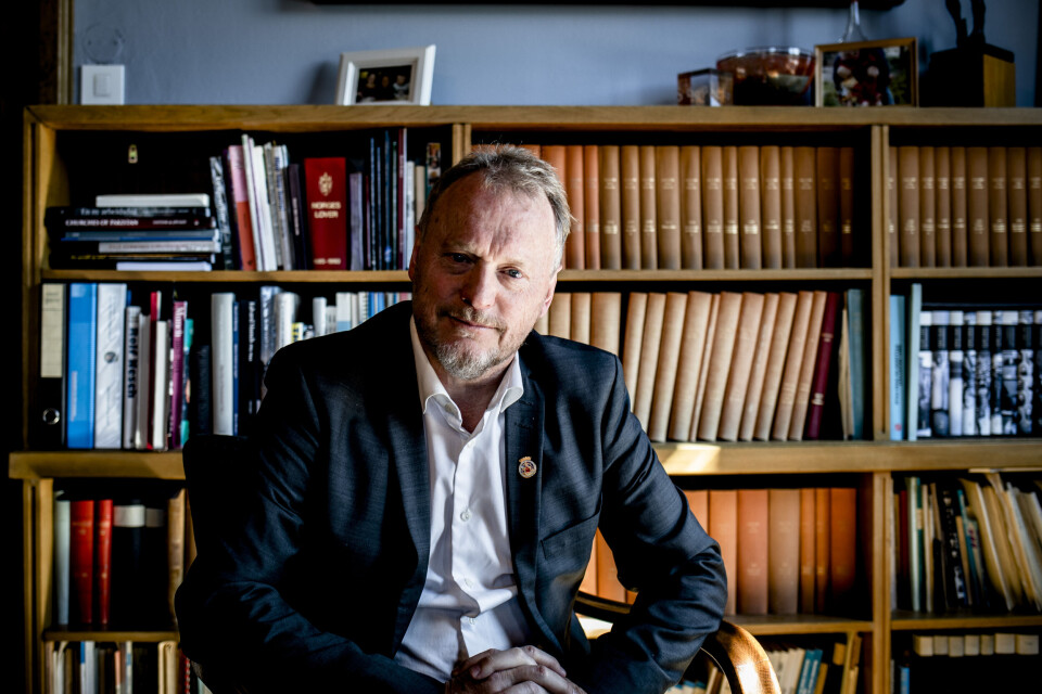 Oslo Ap kan ikke støtte videre bygging av Fornebubanen uten at flere krav innfris, sier byrådsleder Raymond Johansen (Ap). Oslo Ap kan ikke støtte videre bygging av Fornebubanen uten at flere krav innfris, sier byrådsleder Raymond Johansen (Ap).