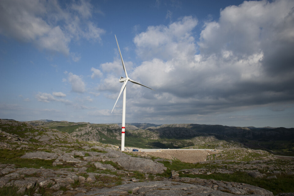 Utsettelsen av grunnrenteskatt på vindkraft blir møtt med jubel fra Samfunnsbedriftene Energi og Fornybar Energi. Utsettelsen av grunnrenteskatt på vindkraft blir møtt med jubel fra Samfunnsbedriftene Energi og Fornybar Energi.